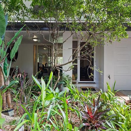 Treetops Lakeside Apartments Byron Bay Exterior photo