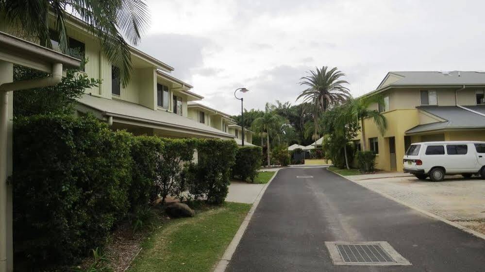 Treetops Lakeside Apartments Byron Bay Exterior photo